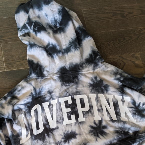 Victoria secret pink shirt/hoodie - Picture 3 of 3